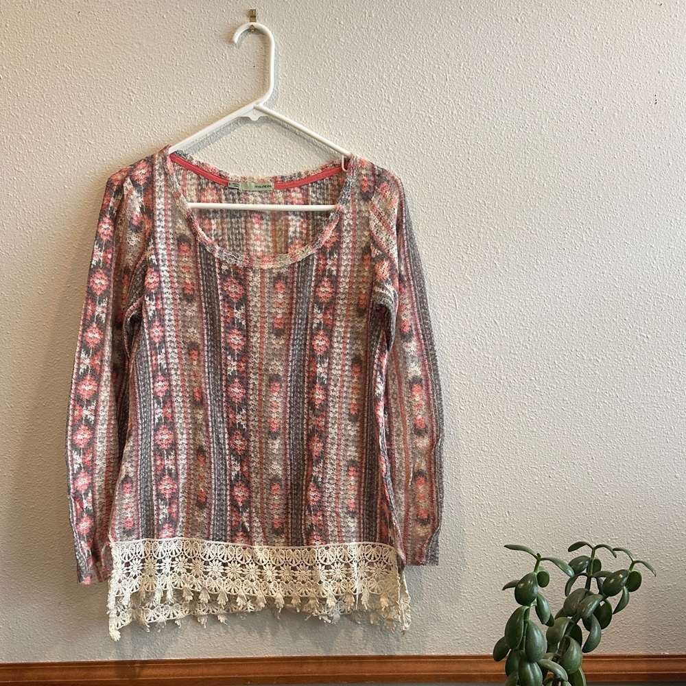 Floral Patterned Women's Top with Lace Hem